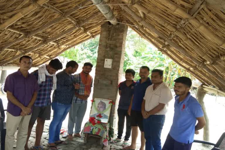 balbhadra singh remembered on sacrifice day in bahraich