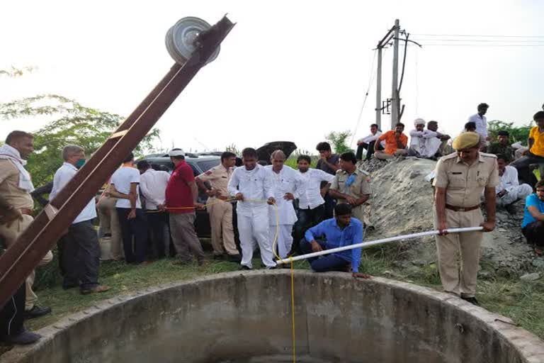 Women jumped in well, sdrf rescued women from well