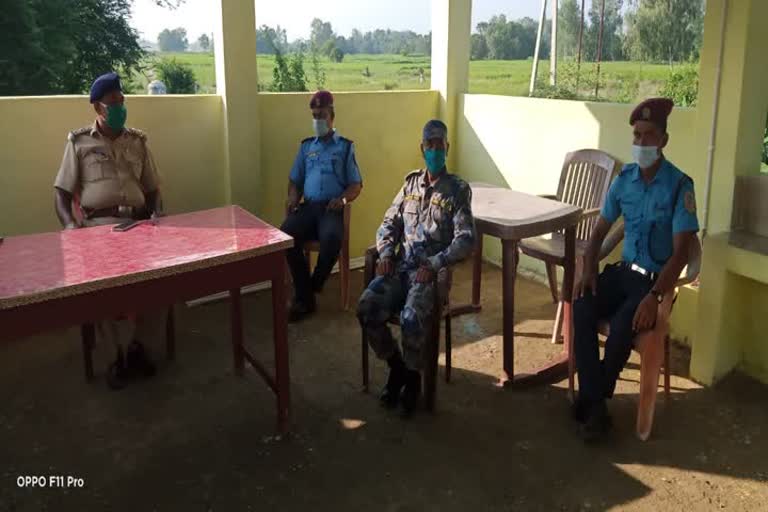 policemen held meeting with nepal policemen