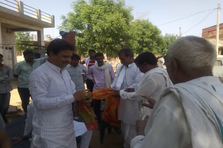 karauli news, mp, visit village