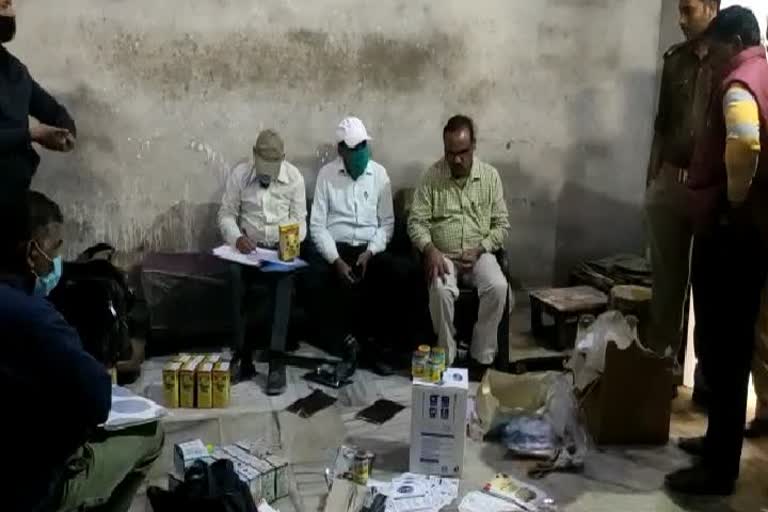 police busted fake ghee factory in hathras