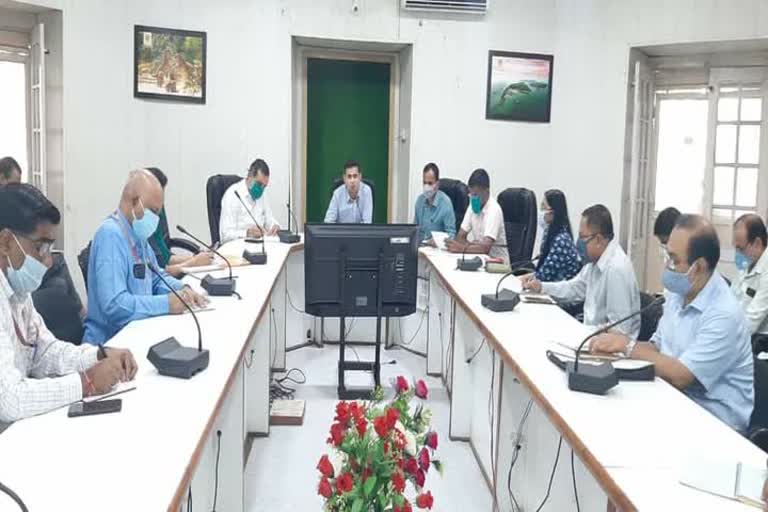 collector and officersduring meeting 