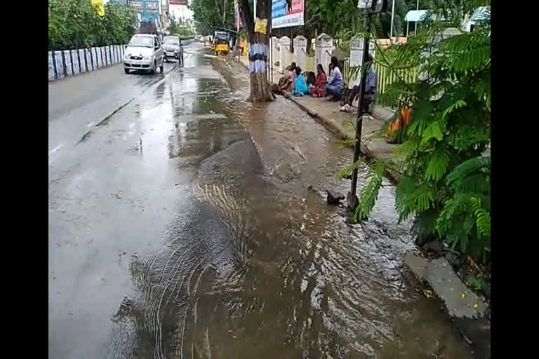 Drinking water giant pipe damage: Millions of liters of wasted water!