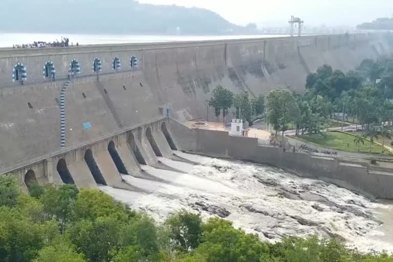 mettur dam water level increases 