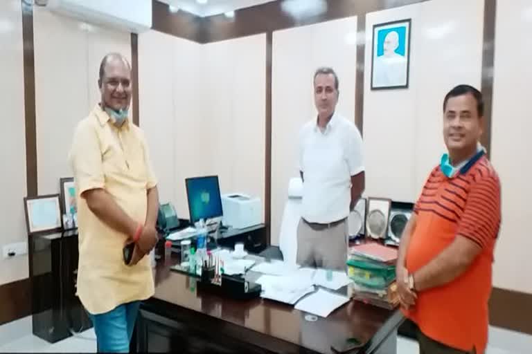 Deputy Mayor meet Secretary Department of Drinking Water in ranchi