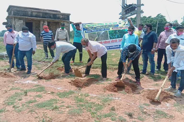 Stop water and Planting plant campaign started in gumla