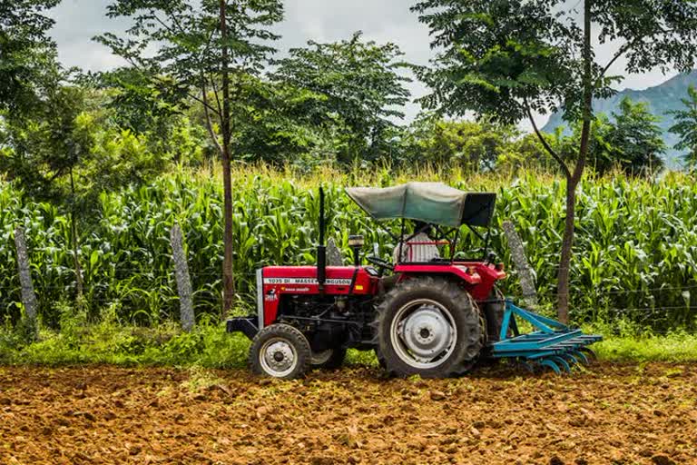 TAFE industry help to farmers for tilting lands