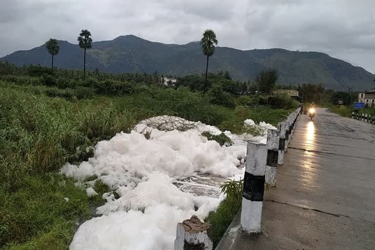 Sewage mix in the river