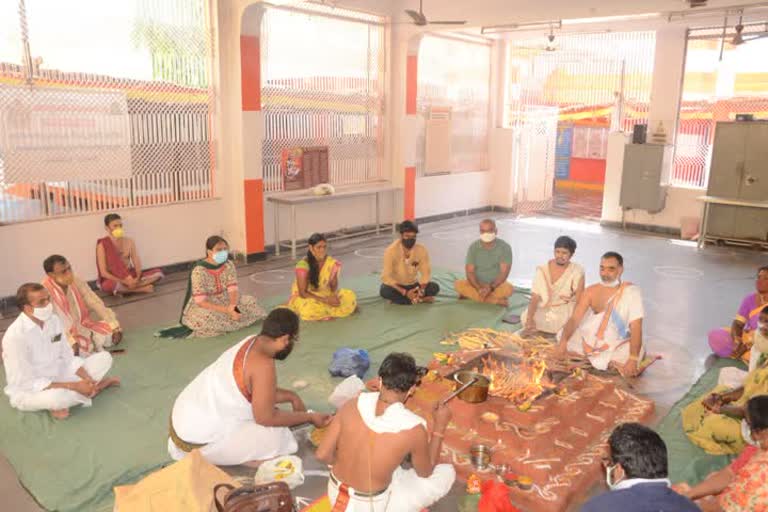 Mrityunjaya Homam, Karmanghat Hanuman Temple, Hyderabad news