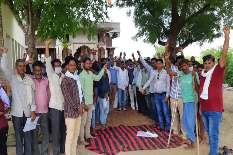 farmers protest