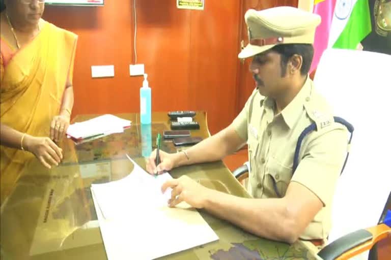 Namakkal SP Sakthi Ganeshan