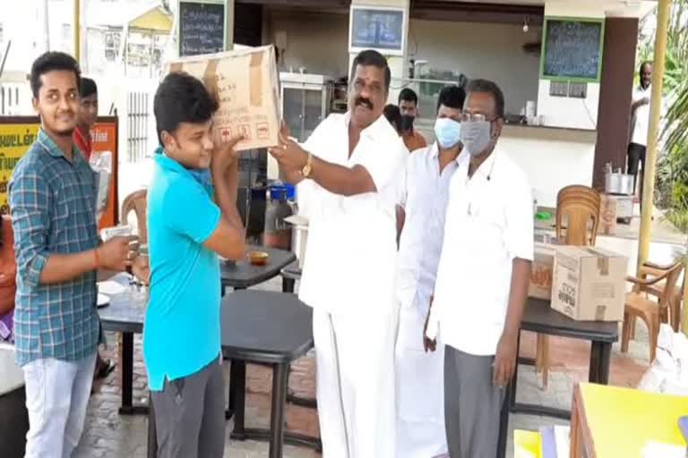 கரோனா நோயாளிகளுக்கு மூலிகை பிரியாணி!