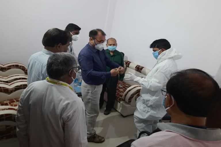 DM and SP conducted surprise inspection of Digvijay Singh Community Health Center in jamui