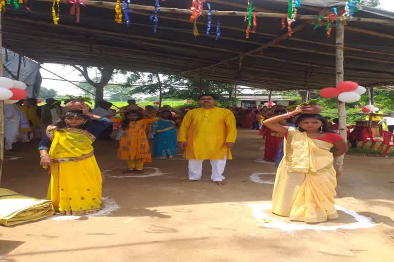 Sri Krishna Janmashtami festival celebrated with simplicity in dumka