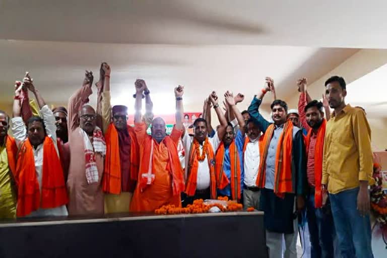 District Councilor Subhash Singh joined BJP in Gopalganj