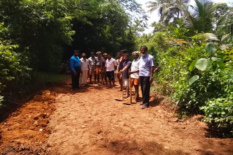  ರಸ್ತೆ ದುರಸ್ತಿ ಮಾಡಿಸಿದ ಬೀಟ್ ಪೊಲೀಸ್