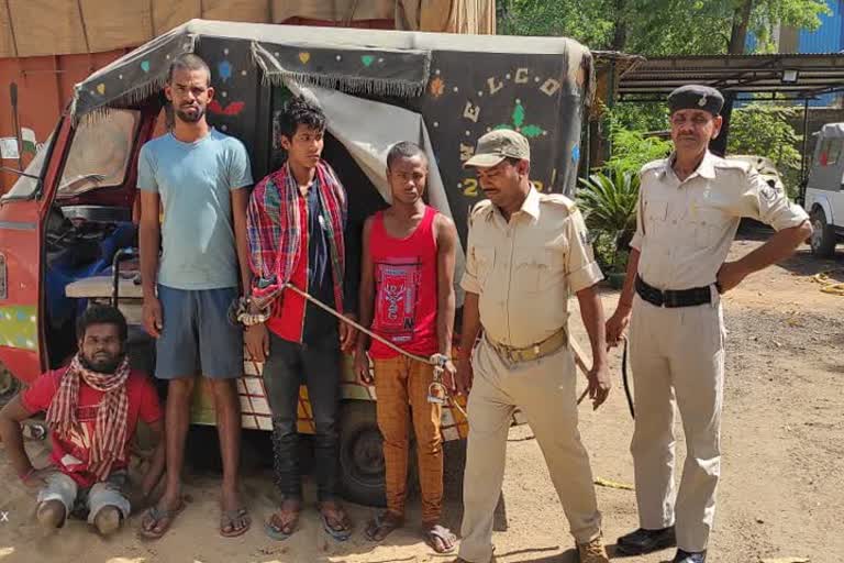  stealing truck battery in Patna