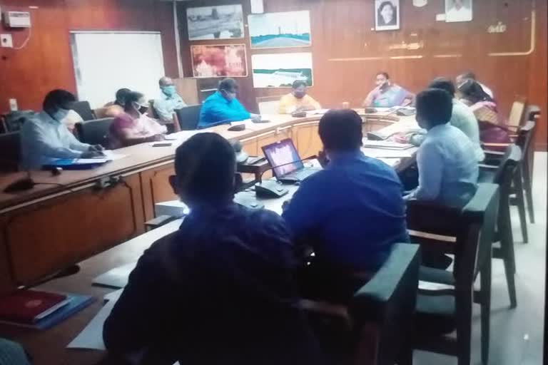 Meeting in collector office