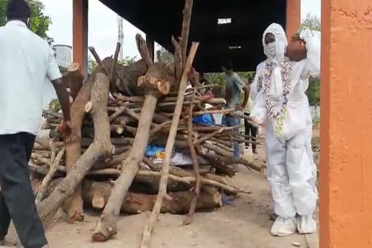 funeral for covid dead body