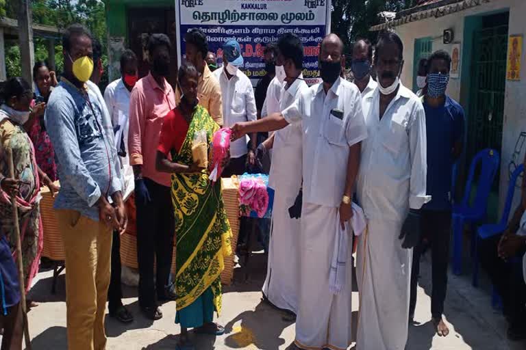 Corona Relief To Wage People In Thiruvaallur