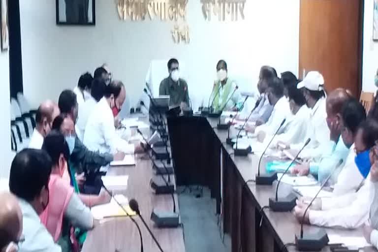 Deputy Development Commissioner held a meeting in ranchi