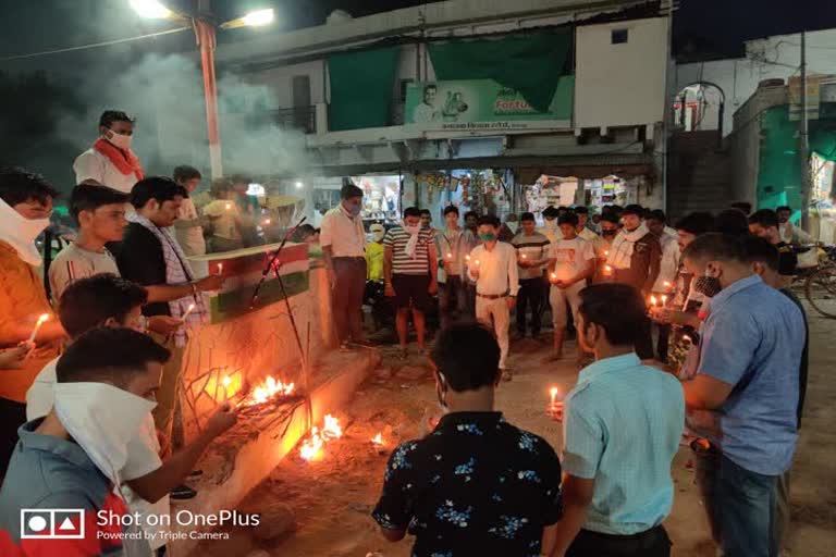 Chinese President's effigy burnt