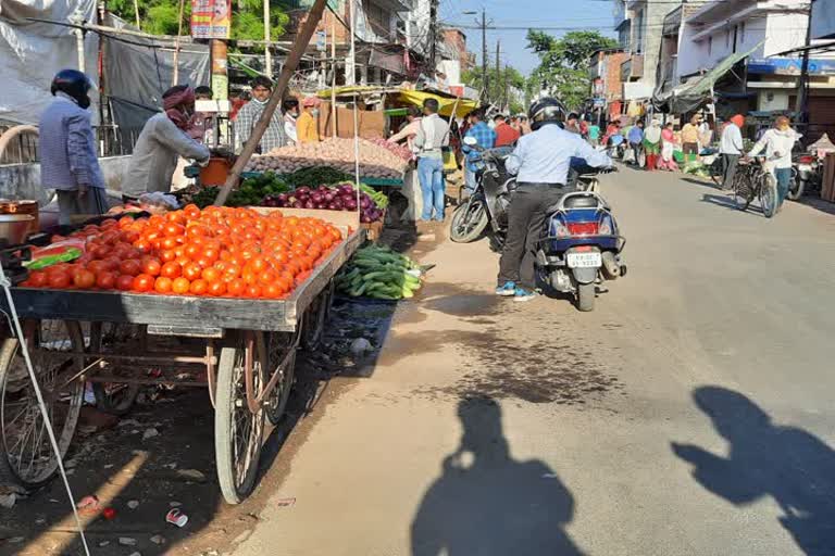 सब्जी मंडी लखनऊ