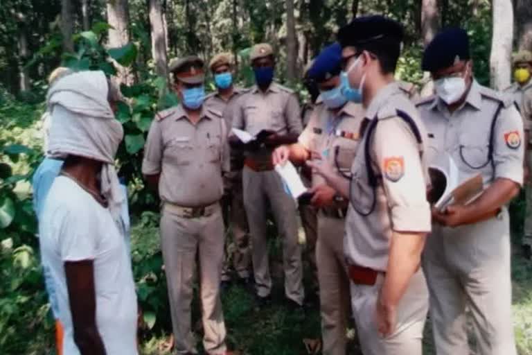 घटनास्थल पर पहुंची पुलिस.