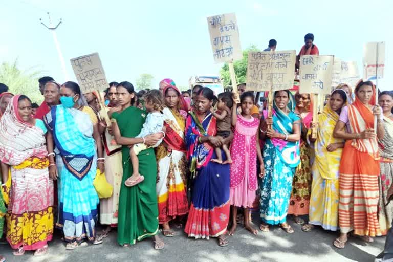 villagers protest about new born theft cases 