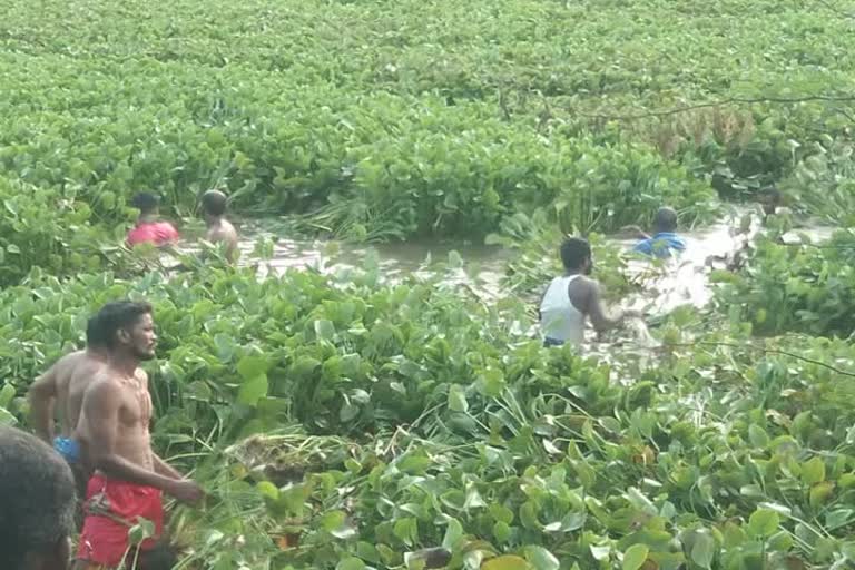 கண்மாயில் மூழ்கிய சிறுவர்களை மீட்கும் பணிகள் தீவிரம்