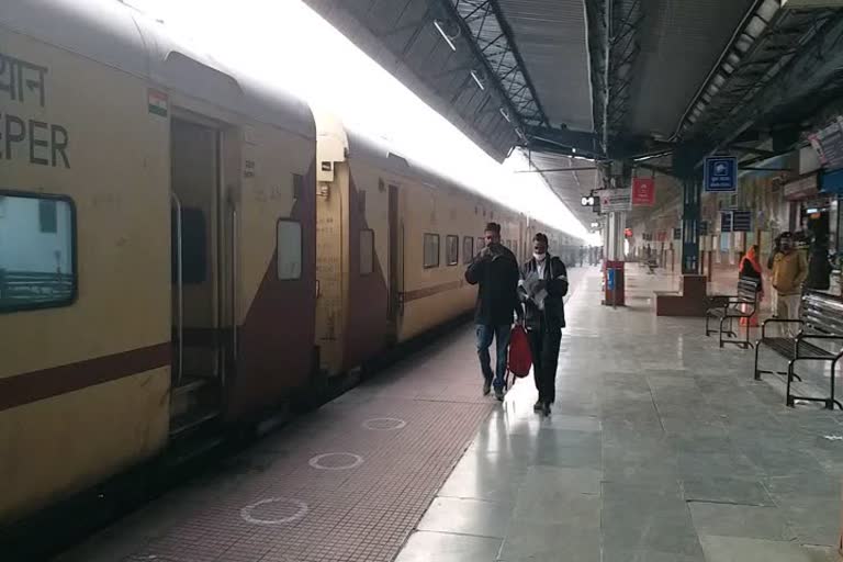 Chetak and Intercity Express, train, railway