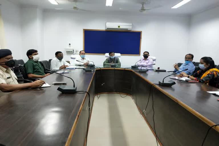 Jashpur Collector took meeting