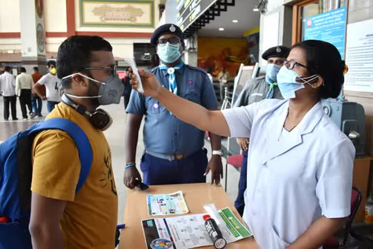 Quarantine period for health workers