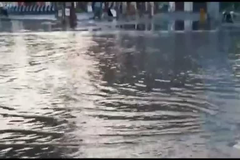 Heavy rains in Katpadi - Public happy!