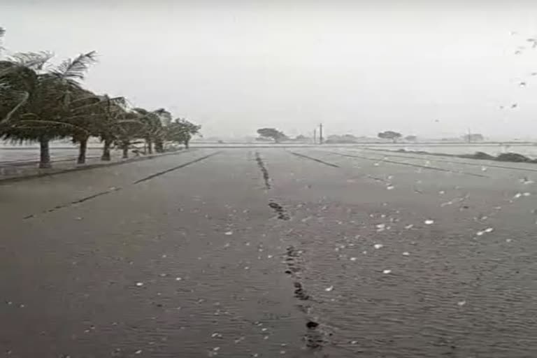 Rain in Porbandar