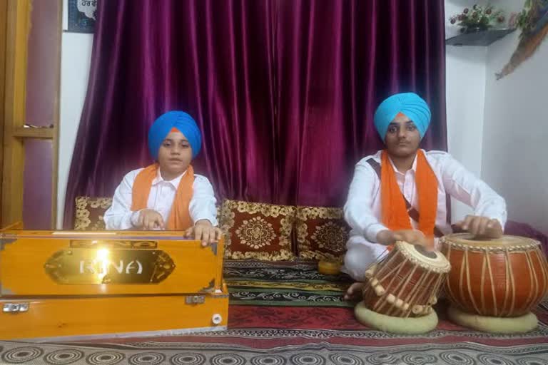 sikh paid homage to guru arjun devji in jamshedpur