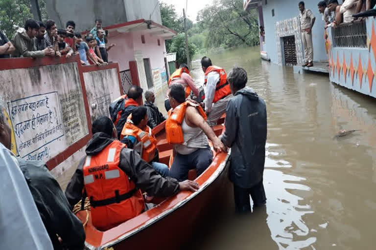 Heavy rain in shajapur