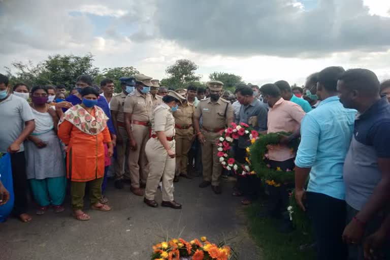 Dharmapuri police died in road accident