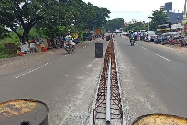 public complained that there was a risk of flooding due to the barrier wall