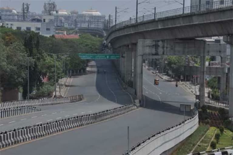 chennai people stayed in house due to complete lockdown 