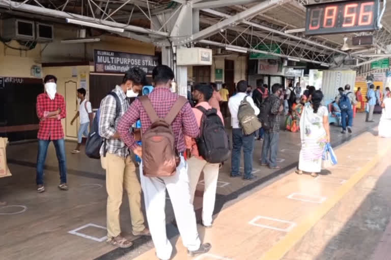 Trains from Chengalpattu canceled without prior intimation