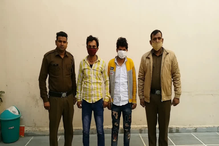 Two smugglers arrested with illegal liquor in sonipat