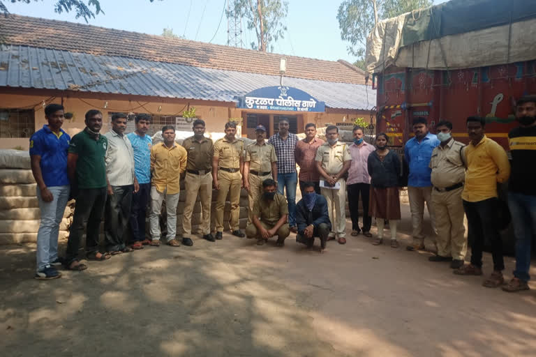 illegal tobacco truck seized in sangli