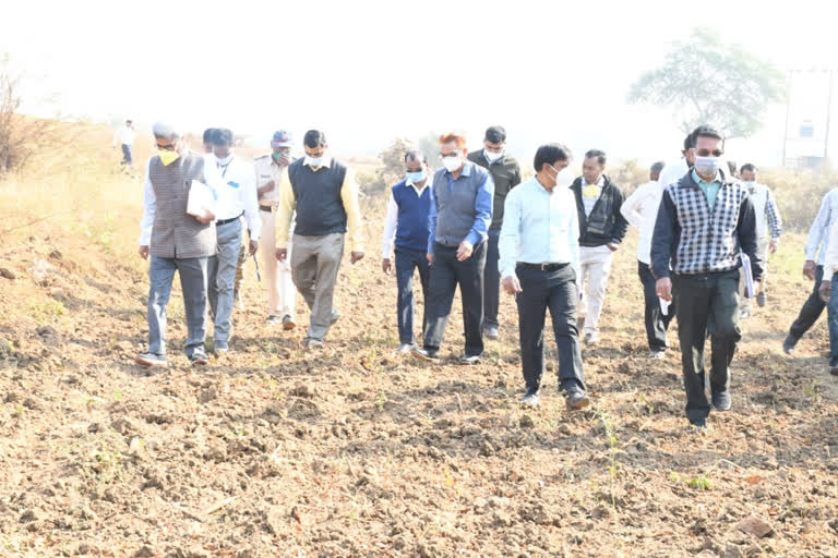 Central team inspects flood-hit area in Gadchiroli