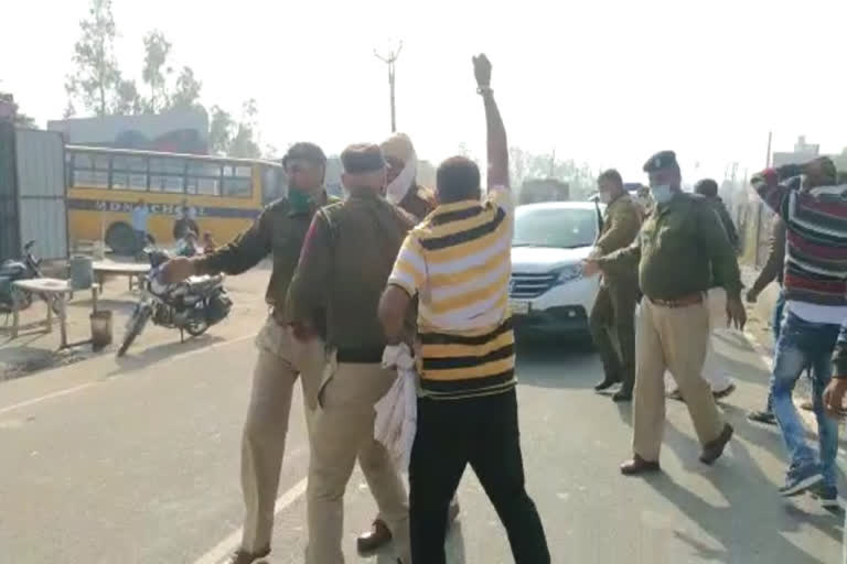 farmers stopped kamlesh dhanda convoy kaithal