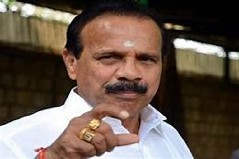 Minister DV sadanada gowda