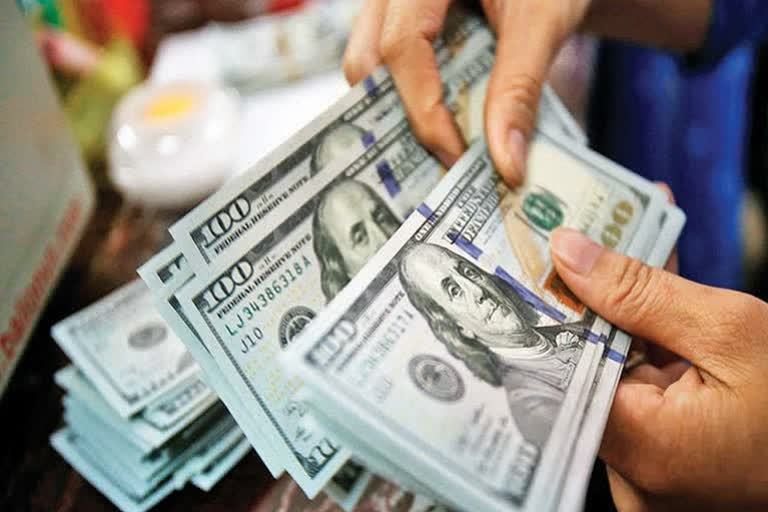 CISF nabs Korean national with Rs 33L foreign currency