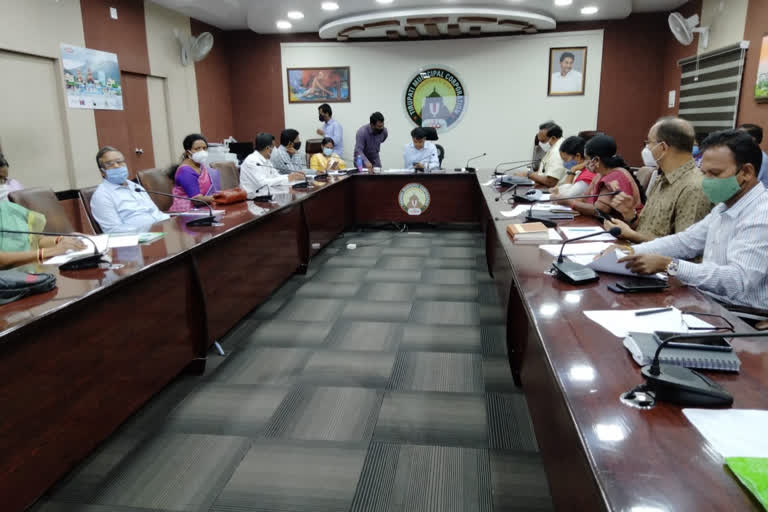 Municipal Commissioner Girisha review meeting on the naadu nedu scheme in Tirupati