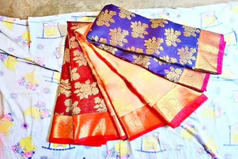 sircilla Weavers produce new type of  saree with a new machineries