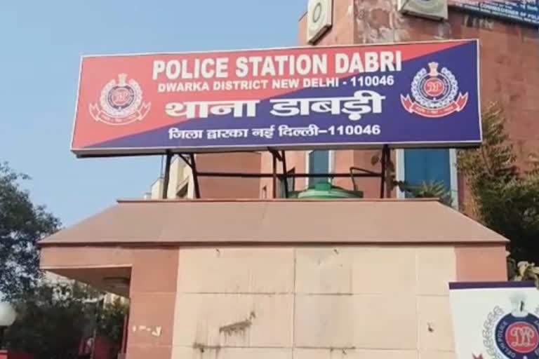 Dabri police arrested four thieves